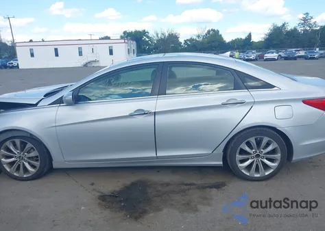 2011 Hyundai Sonata Se z USA, uszkodzony, nr VIN 5NPEC4AC4BH058180